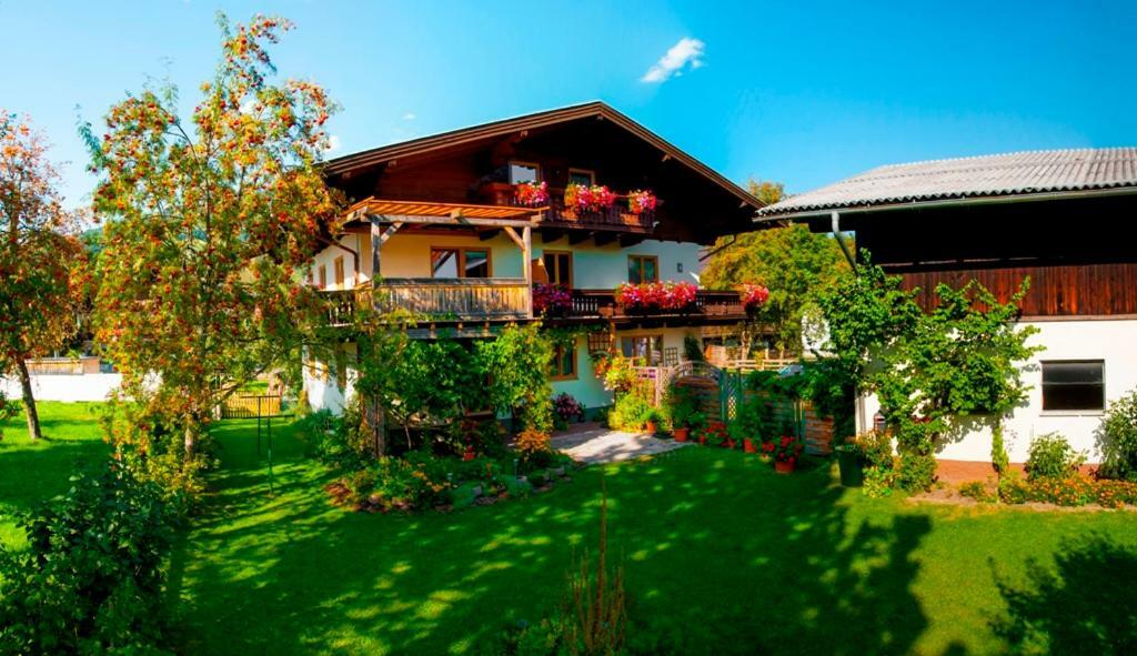 Appartement Bettina Mitterwallner Altenmarkt im Pongau Exterior photo